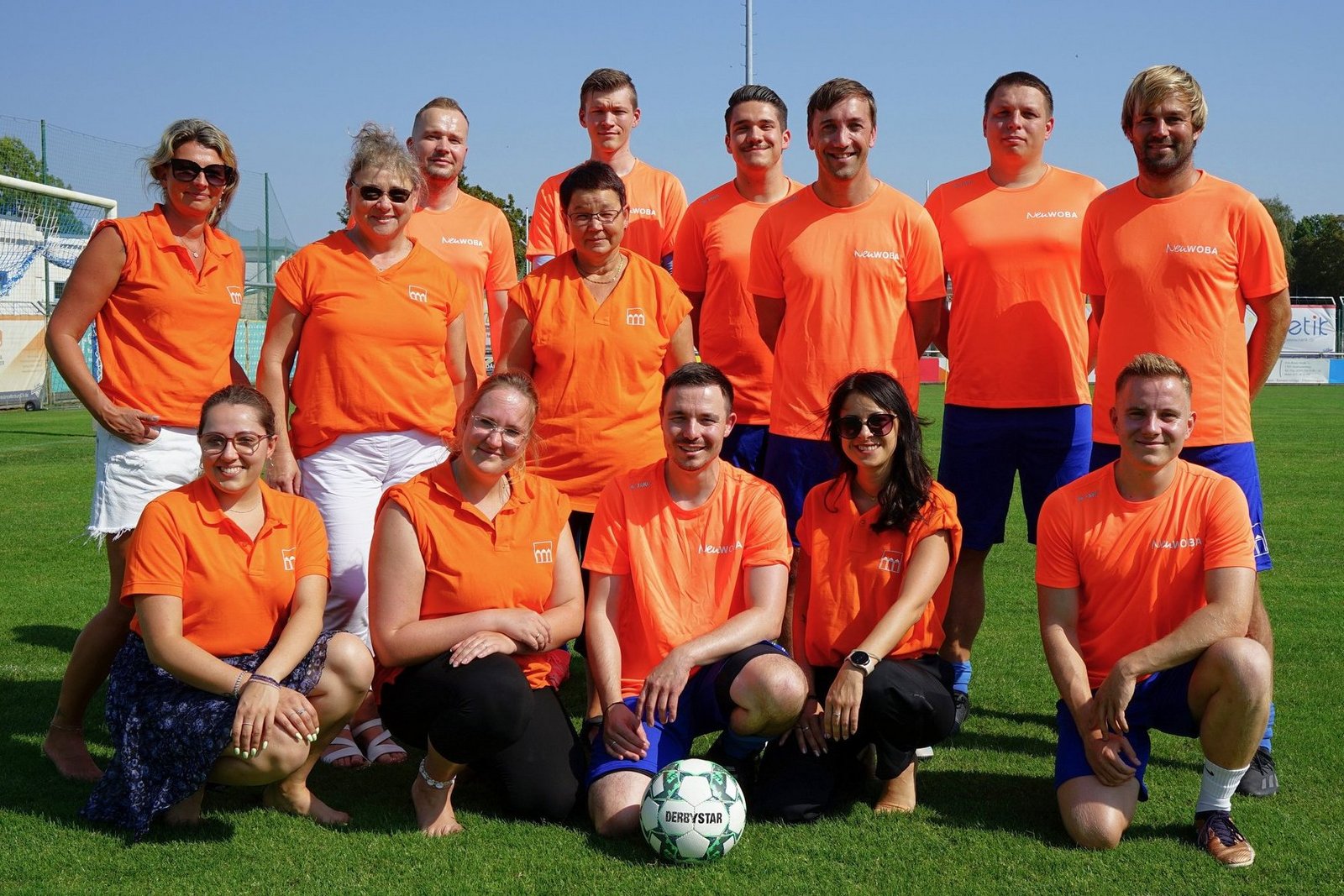 Unsere Mannschaft für den Firmenfußball-Cup und „Kubb“ das Wikingerschachtturnier.